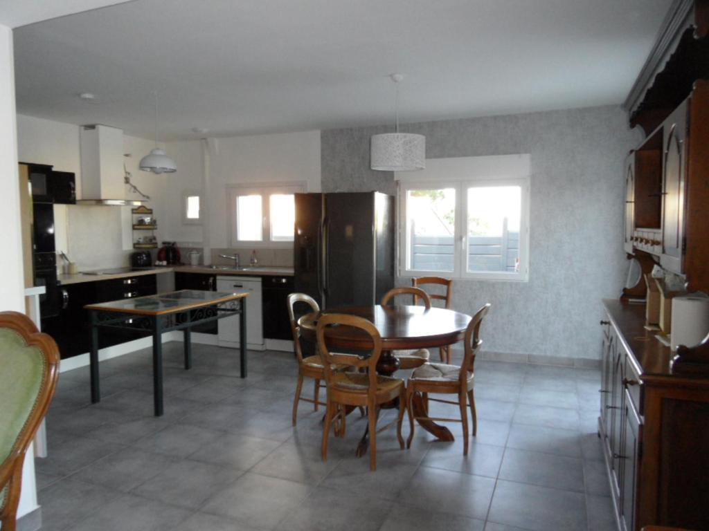 Logement Entre Mer Et Montagne Roujan ภายนอก รูปภาพ