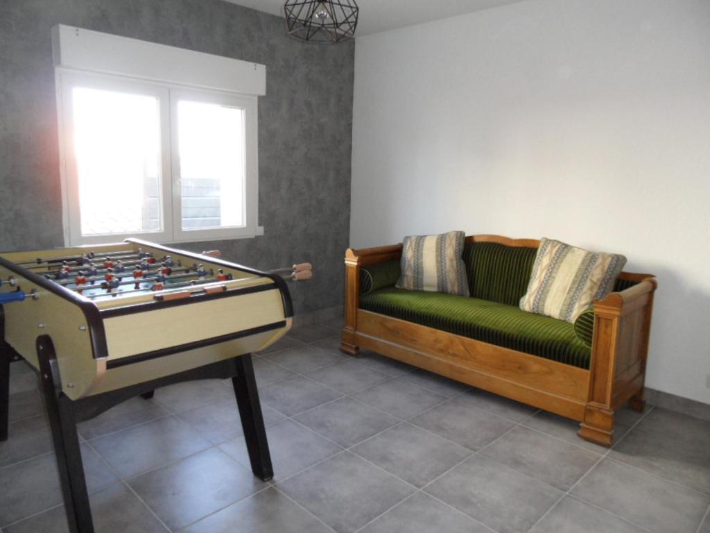 Logement Entre Mer Et Montagne Roujan ภายนอก รูปภาพ